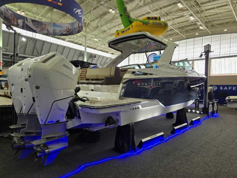 2025 Monterey 385SS - Triple V10 - Joystick US-RGFCP192J425 [photo 37]